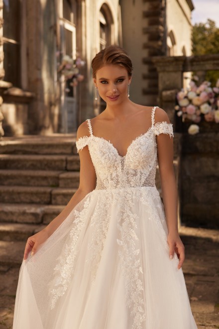 https://www.sposa-lia.com/images/stories/virtuemart/product/2) Kelly.jpg
